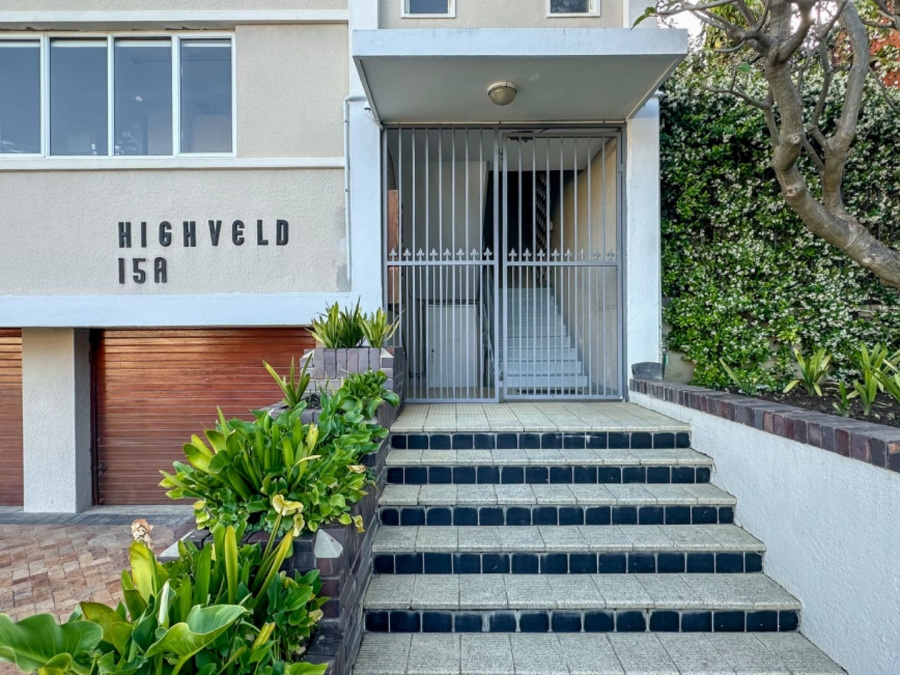 To Let 2 Bedroom Property for Rent in Tamboerskloof Western Cape